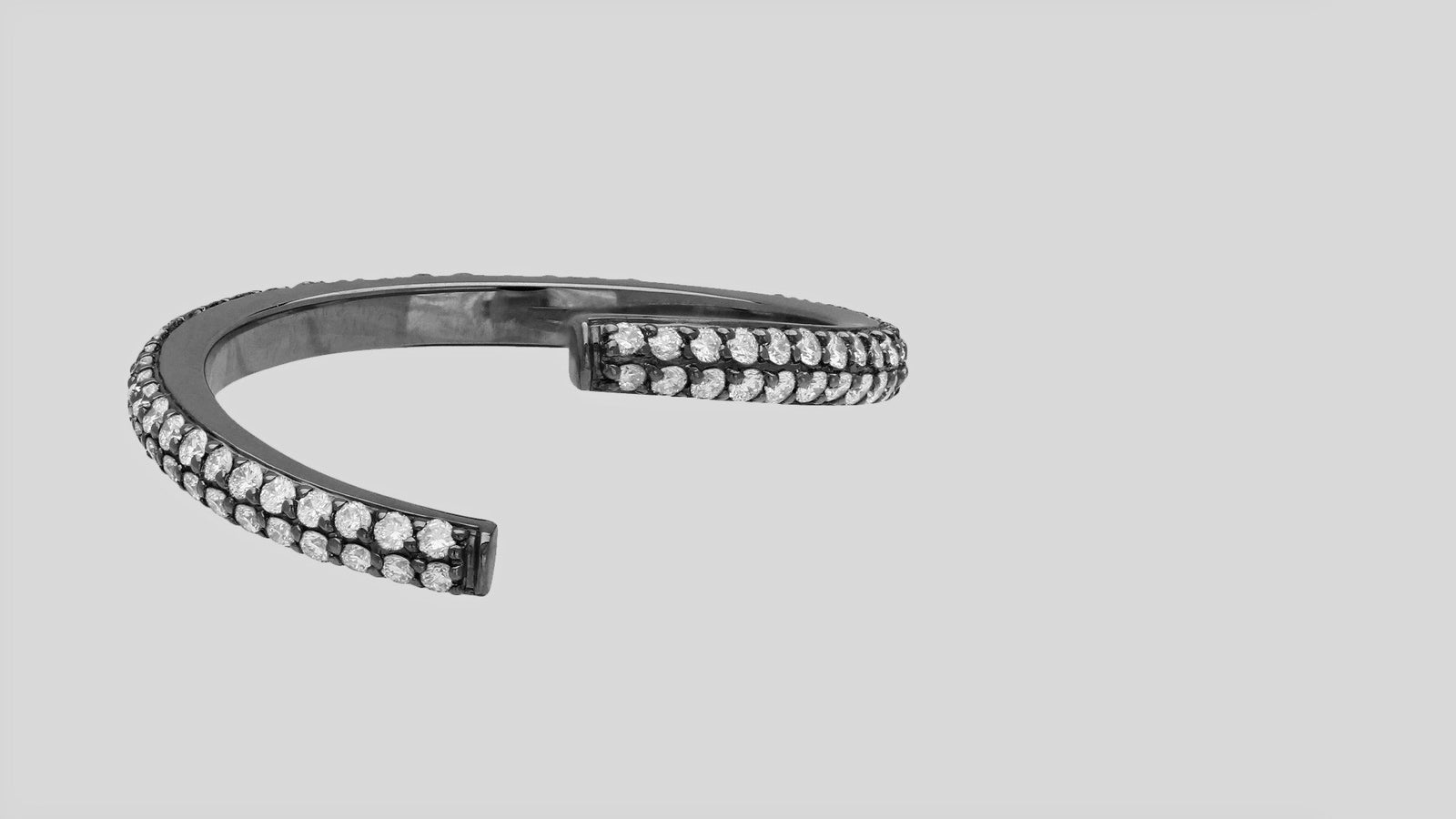 The Pavé Diamond Untraditional Ring